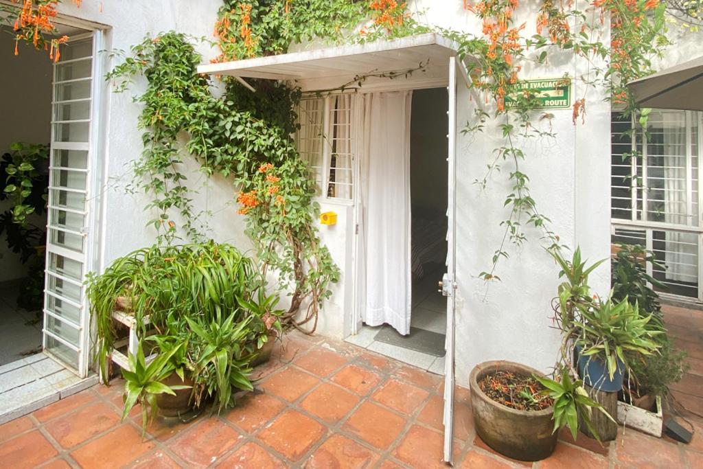 Casa Canario Hostel غوادالاجارا المظهر الخارجي الصورة