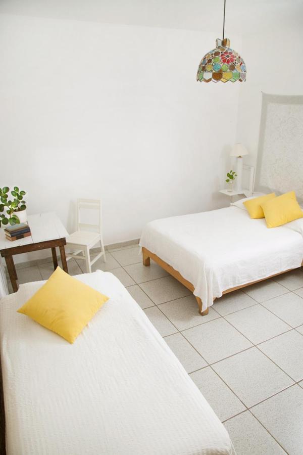 Casa Canario Hostel غوادالاجارا المظهر الخارجي الصورة