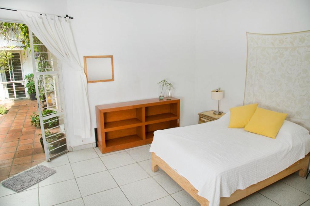Casa Canario Hostel غوادالاجارا المظهر الخارجي الصورة