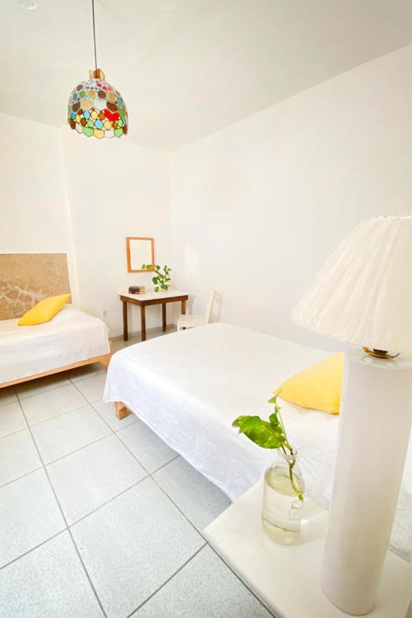 Casa Canario Hostel غوادالاجارا المظهر الخارجي الصورة