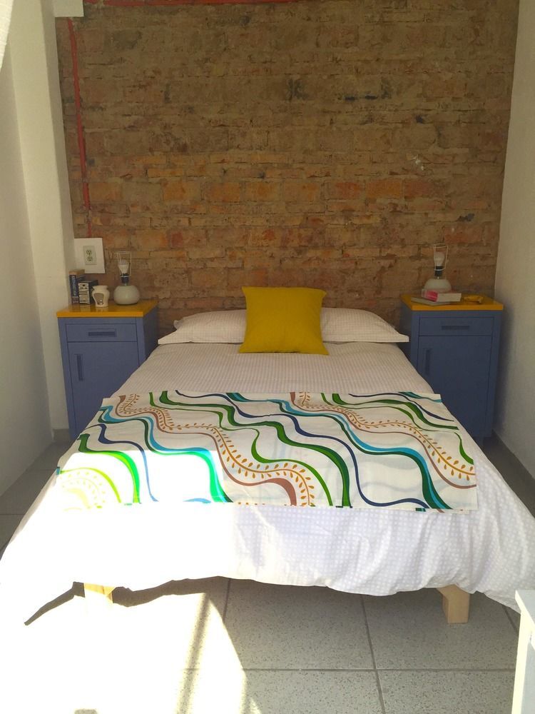 Casa Canario Hostel غوادالاجارا المظهر الخارجي الصورة