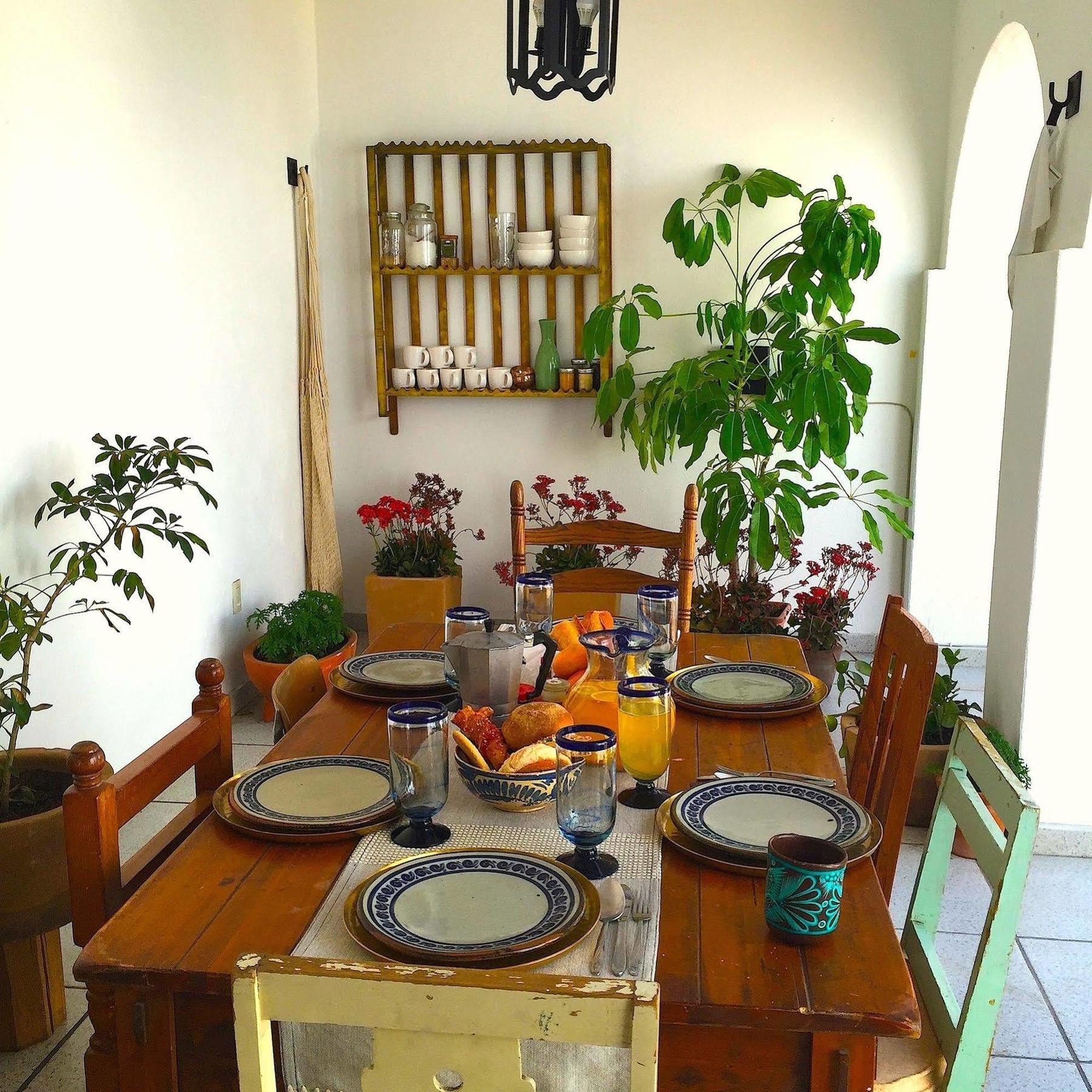 Casa Canario Hostel غوادالاجارا المظهر الخارجي الصورة