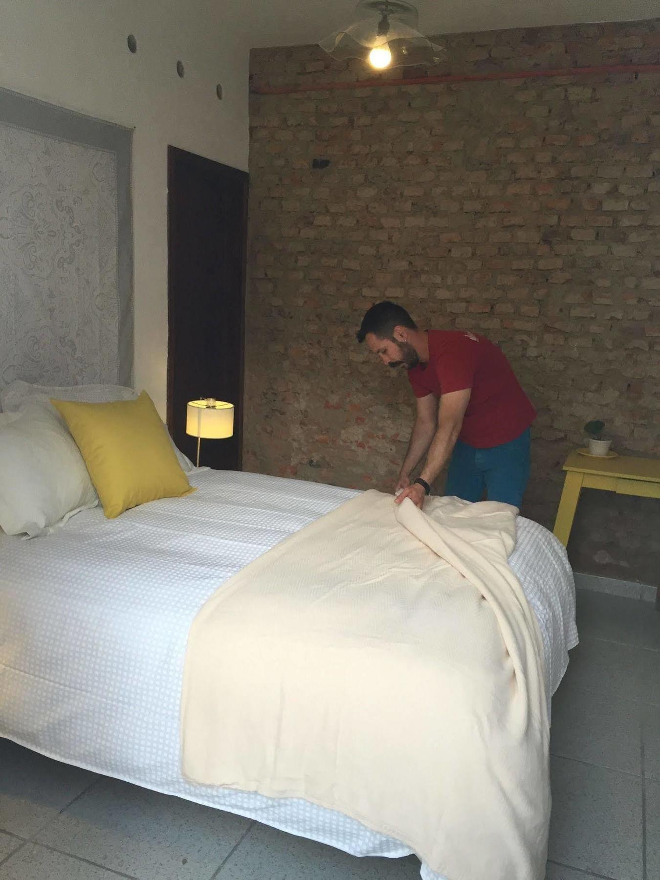 Casa Canario Hostel غوادالاجارا المظهر الخارجي الصورة